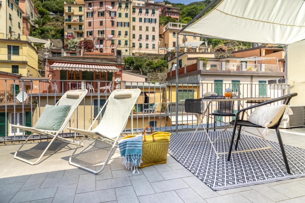 Апартаменты Wanderjohn Penthouse 5Terreparco Риомаджиоре Экстерьер фото